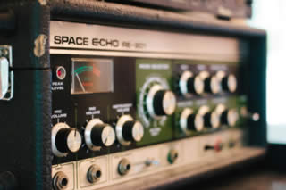 Roland RE-201 Space Echo